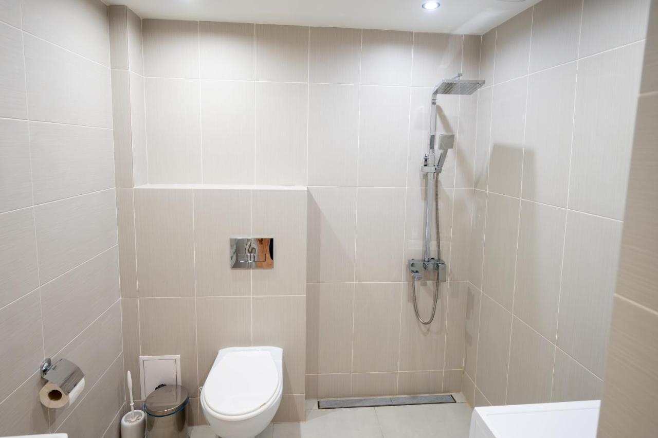 Spacious 1Bdr Apartment Near City Center Sofia Exterior photo